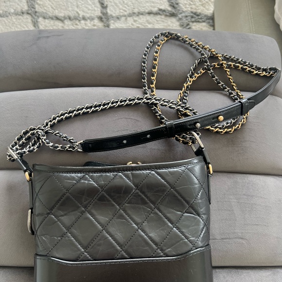 Chanel Gabrielle Hobo Calfskin - Picture 5 of 6